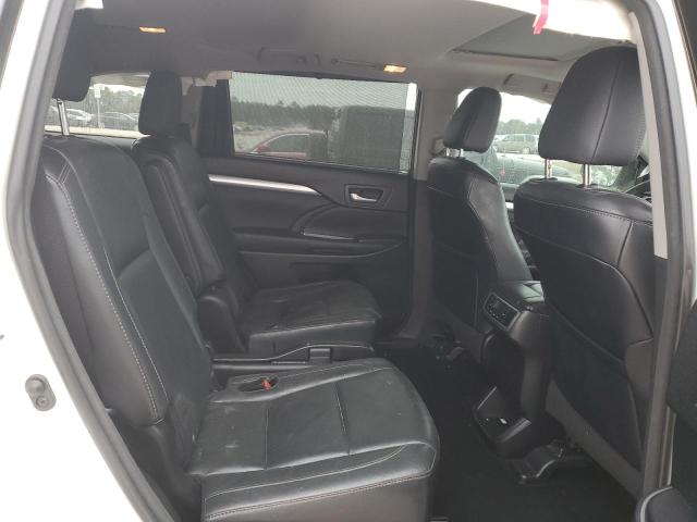 Photo 11 from auction – 2016 TOYOTA HIGHLANDER with VIN 5TDKKRFH6GS135768