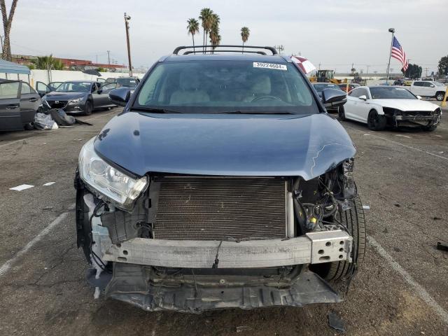 Photo 5 from auction – 2018 TOYOTA HIGHLANDER with VIN 5TDKZRFH6JS245688