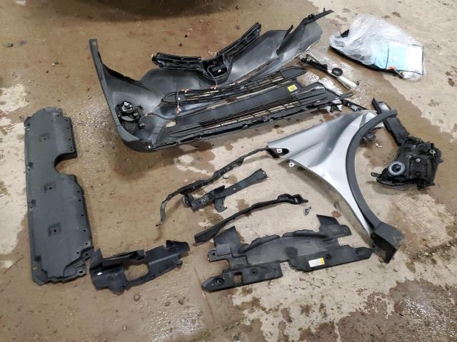 Photo 13 from auction – 2017 TOYOTA RAV4 XLE with VIN 2T3RFREV4HW692799