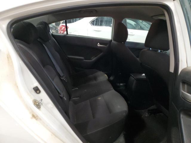 Photo 10 from auction – 2018 KIA FORTE LX with VIN 3KPFK4A76JE218783