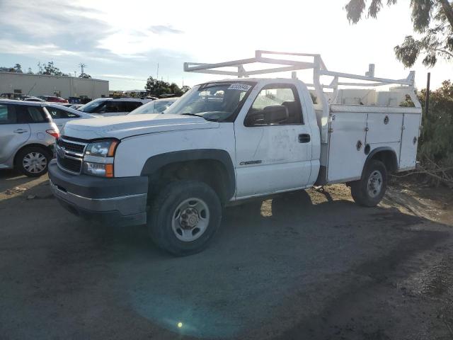 Photo 1 from auction – 2006 CHEVROLET SILVERADO with VIN 1GBHC24U16E267019