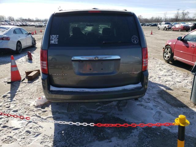 Photo 6 from auction – 2010 CHRYSLER TOWN & COU with VIN 2A4RR8D12AR430984