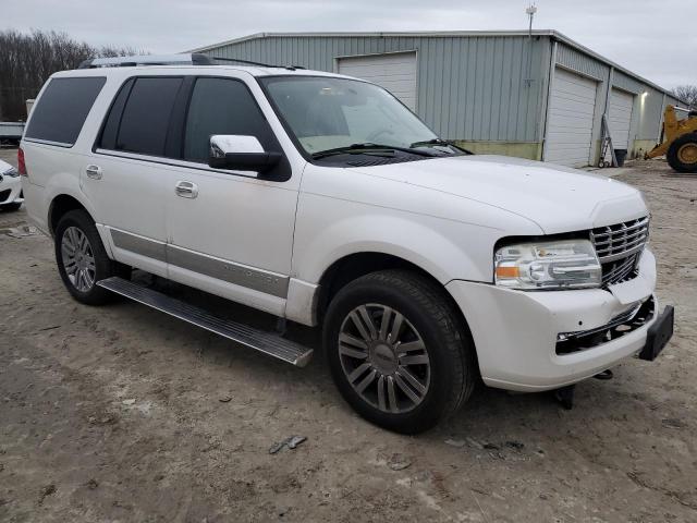 Photo 4 from auction – 2010 LINCOLN NAVIGATOR with VIN 5LMJJ2J50AEJ00538