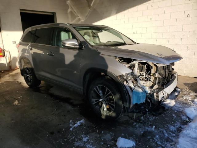 Photo 4 from auction – 2016 TOYOTA HIGHLANDER with VIN 5TDJKRFH6GS279316