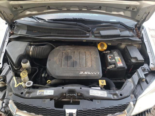 Photo 12 from auction – 2014 DODGE GRAND CARA with VIN 2C4RDGCG2ER240757