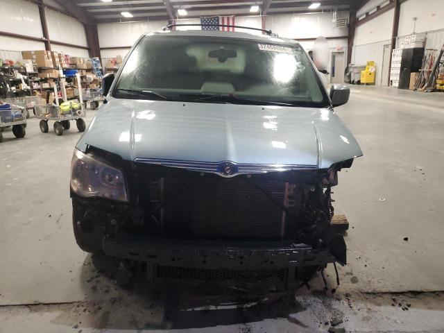 Photo 5 from auction – 2008 CHRYSLER TOWN & COU with VIN 2A8HR54P88R682956