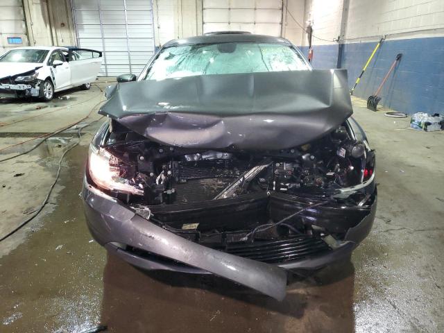 Photo 5 from auction – 2015 CHRYSLER 200 LIMITE with VIN 1C3CCCABXFN637015