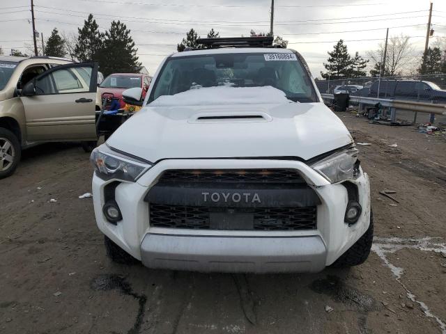 Photo 5 from auction – 2022 TOYOTA 4RUNNER SR with VIN JTERU5JRXN6028037