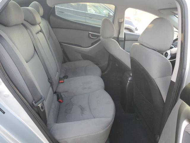 Photo 10 from auction – 2012 HYUNDAI ELANTRA GL with VIN 5NPDH4AE3CH104081