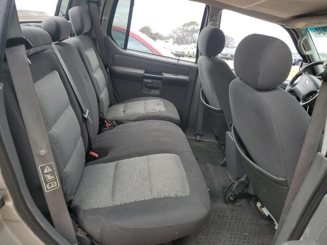 Photo 10 from auction – 2004 FORD EXPLORER S with VIN 1FMZU67K64UB10843