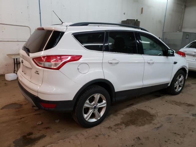 Photo 3 from auction – 2016 FORD ESCAPE SE with VIN 1FMCU9GX5GUB75772