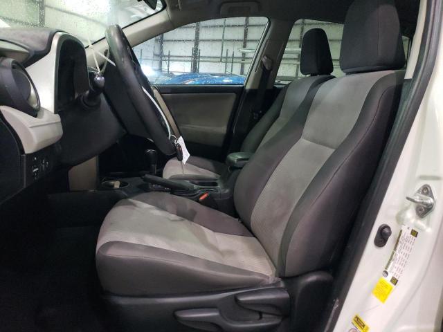 Photo 7 from auction – 2015 TOYOTA RAV4 LE with VIN 2T3ZFREV7FW147452