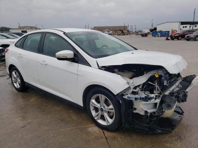 Photo 4 from auction – 2014 FORD FOCUS SE with VIN 1FADP3F23EL354923