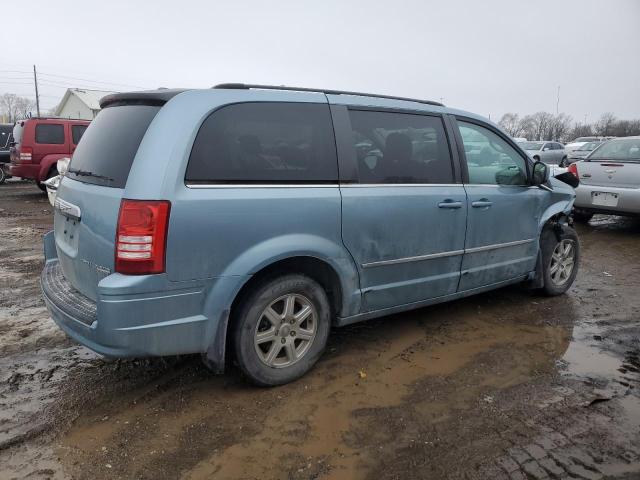 Photo 3 from auction – 2010 CHRYSLER TOWN & COU with VIN 2A4RR5D17AR304389