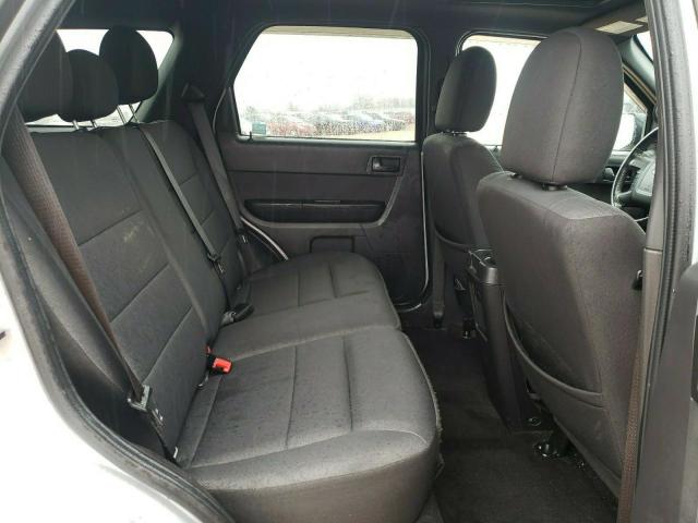 Photo 10 from auction – 2010 FORD ESCAPE XLT with VIN 1FMCU0DG2AKC45523