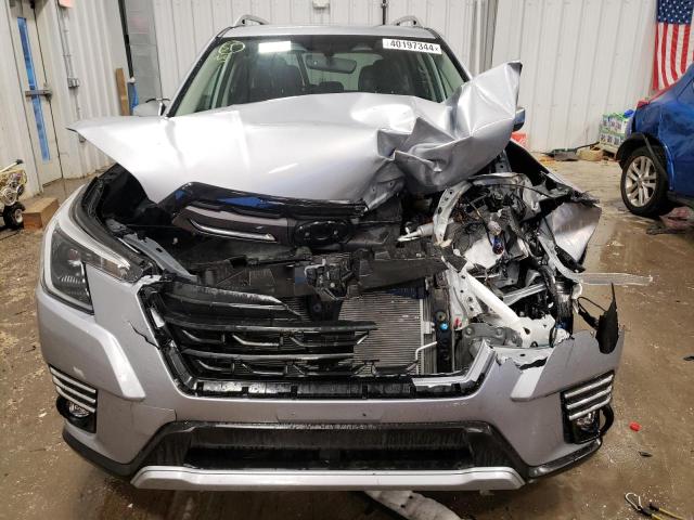 Photo 5 from auction – 2022 SUBARU FORESTER T with VIN JF2SKARC1NH444116