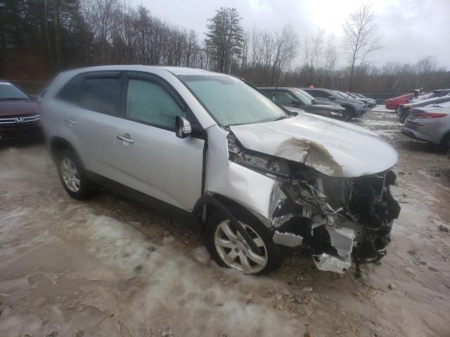 Photo 4 from auction – 2011 KIA SORENTO BA with VIN 5XYKTCA13BG010673