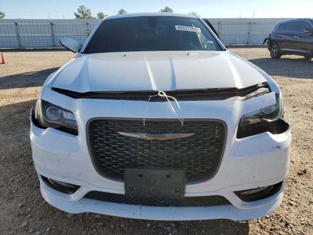 Photo 5 from auction – 2017 CHRYSLER 300 S with VIN 2C3CCABG2HH668768