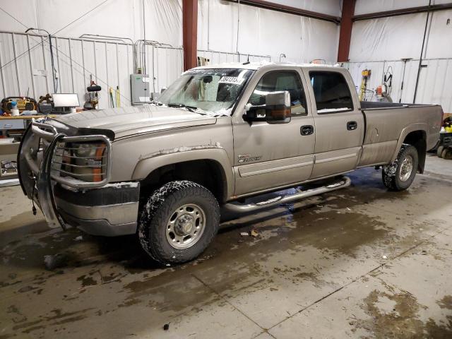 CHEVROLET SILVERADO 2003 with VIN 1GCHK23153F127647 - Photo from auction