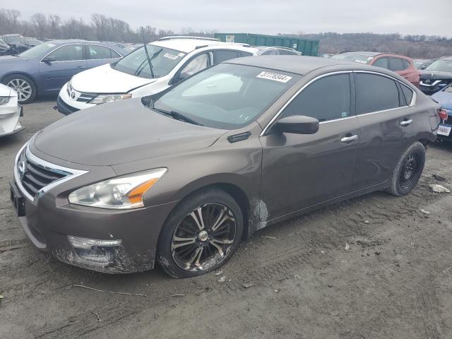 NISSAN ALTIMA 2.5 2014 with VIN 1N4AL3APXEC152064 - Photo from auction