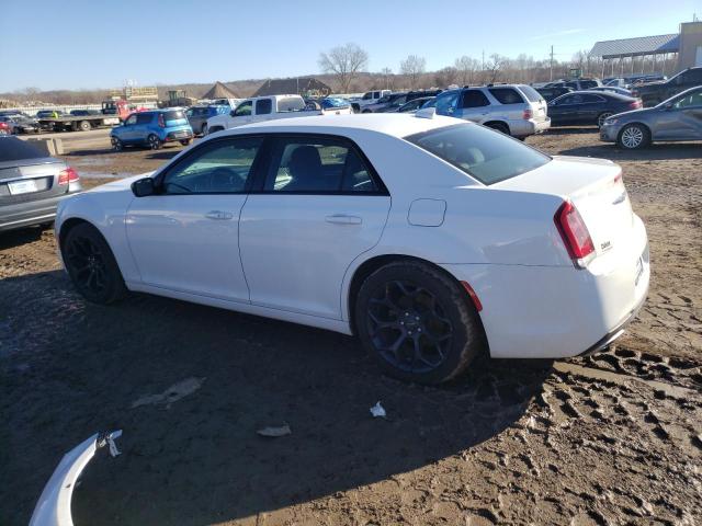 Photo 2 from auction – 2019 CHRYSLER 300 TOURIN with VIN 2C3CCAAG4KH700886