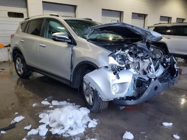 Photo 4 from auction – 2015 TOYOTA RAV4 XLE with VIN 2T3RFREV1FW398077