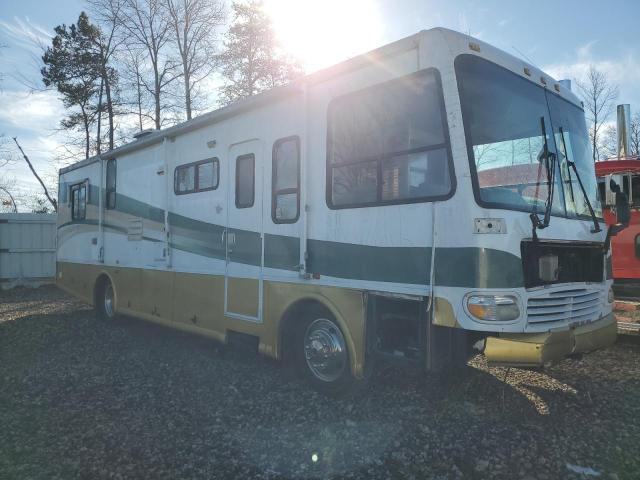 FREIGHTLINER CHASSIS X 1998 with VIN 4UZ6XFBCXWC905235 - Photo from auction