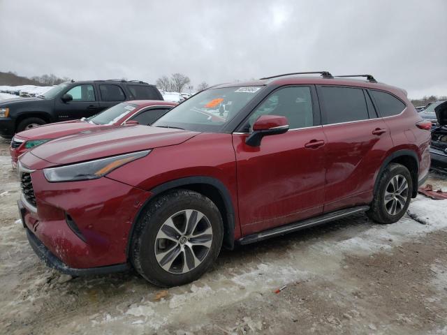 TOYOTA HIGHLANDER 2022 with VIN 5TDGZRBH3NS577363 - Photo from auction
