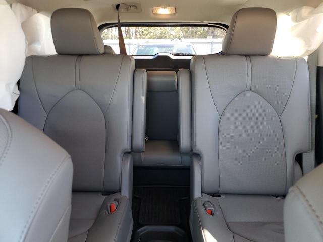Photo 10 from auction – 2022 TOYOTA HIGHLANDER with VIN 5TDDZRBH3NS211213