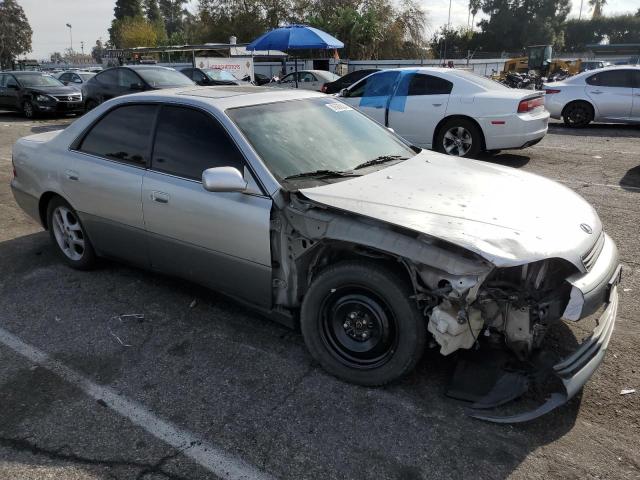 Photo 4 from auction – 2001 LEXUS ES 300 with VIN JT8BF28G610341844