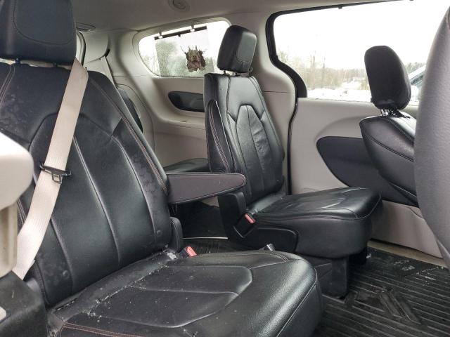 Photo 11 from auction – 2017 CHRYSLER PACIFICA T with VIN 2C4RC1BGXHR503292