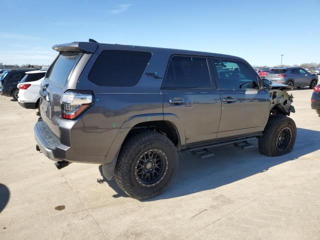 Photo 3 from auction – 2018 TOYOTA 4RUNNER SR with VIN JTEBU5JRXJ5602122
