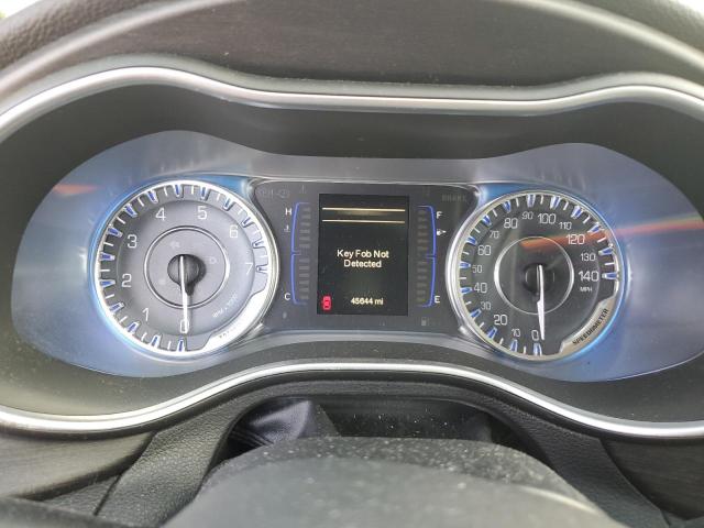 Photo 9 from auction – 2015 CHRYSLER 200 LIMITE with VIN 1C3CCCAB3FN751194