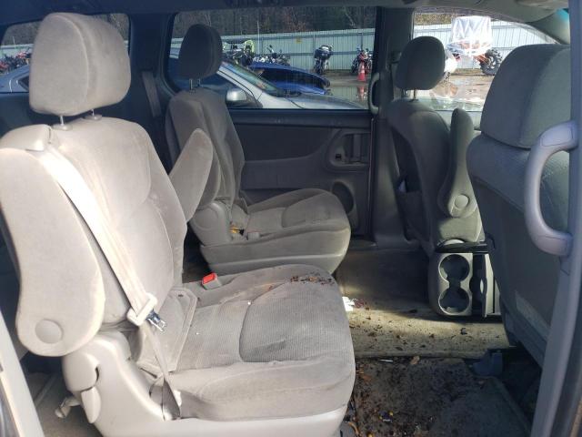 Photo 10 from auction – 2005 TOYOTA SIENNA CE with VIN 5TDZA23C75S260017