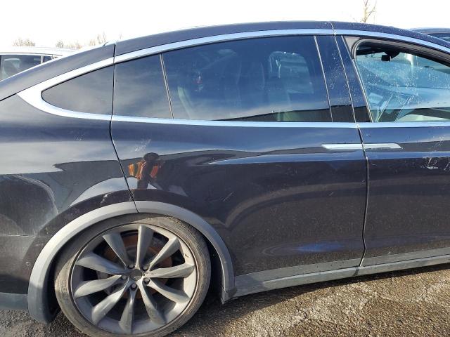 Photo 10 from auction – 2016 TESLA MODEL X with VIN 5YJXCAE25GF022402
