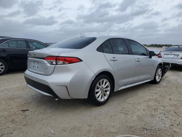 Photo 3 from auction – 2022 TOYOTA COROLLA LE with VIN 5YFVPMAE4NP389015