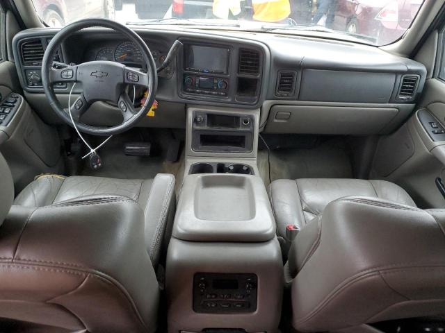 Photo 8 from auction – 2004 CHEVROLET SUBURBAN K with VIN 3GNFK16Z94G324279