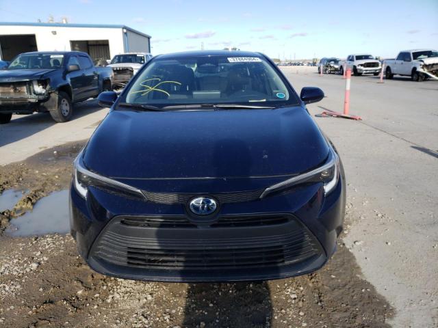 Photo 5 from auction – 2023 TOYOTA COROLLA LE with VIN JTDBCMFE4PJ002896