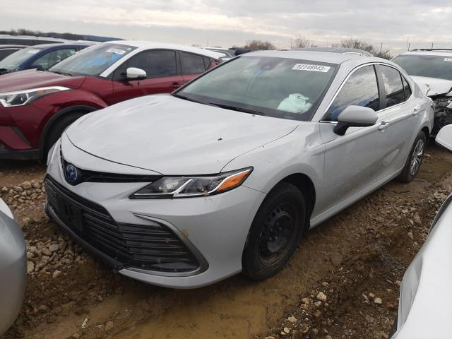 TOYOTA CAMRY LE 2022 with VIN 4T1C31AK5NU044291 - Photo from auction