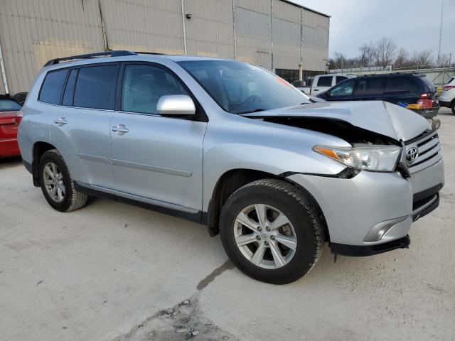 Photo 4 from auction – 2013 TOYOTA HIGHLANDER with VIN 5TDBK3EHXDS255535