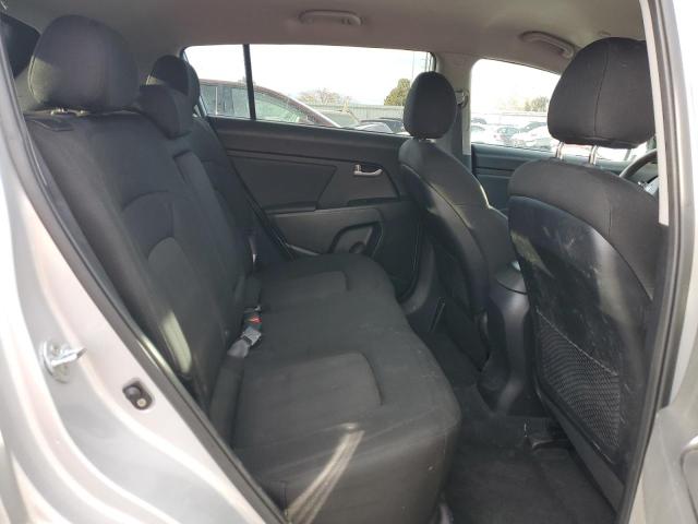 Photo 11 from auction – 2011 KIA SPORTAGE L with VIN KNDPBCA24B7081959