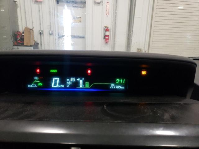 Photo 9 from auction – 2014 TOYOTA PRIUS V with VIN JTDZN3EU1E3332704
