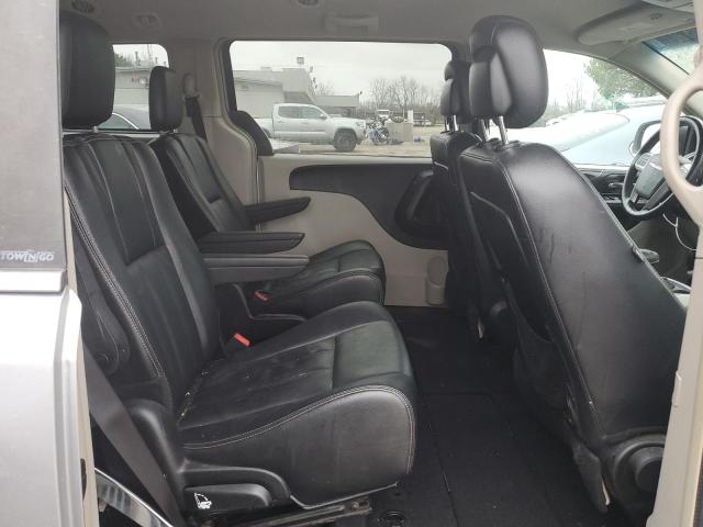Photo 11 from auction – 2014 CHRYSLER TOWN & COU with VIN 2C4RC1BG1ER272522