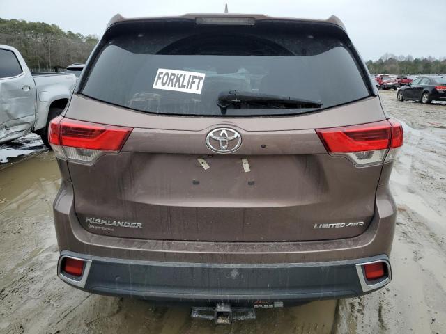 Photo 6 from auction – 2018 TOYOTA HIGHLANDER with VIN 5TDDZRFH9JS824571