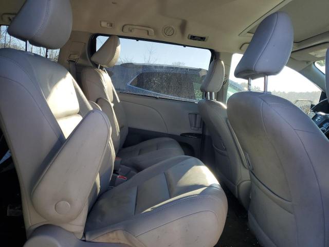 Photo 10 from auction – 2018 TOYOTA SIENNA XLE with VIN 5TDDZ3DC2JS203905