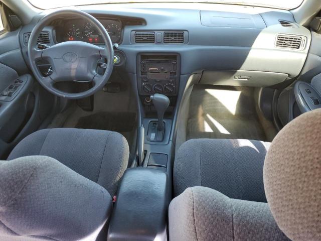 Photo 8 from auction – 2000 TOYOTA CAMRY CE with VIN 4T1BG22K7YU635800