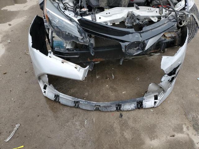 Photo 12 from auction – 2018 TOYOTA COROLLA L with VIN 5YFBURHE7JP826952