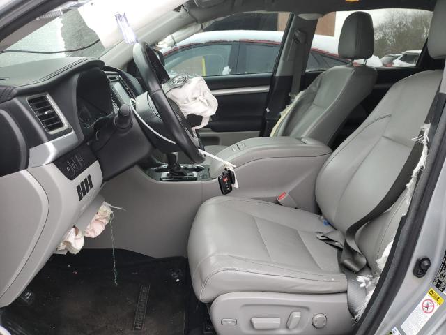 Photo 7 from auction – 2017 TOYOTA HIGHLANDER with VIN 5TDJZRFH0HS375732