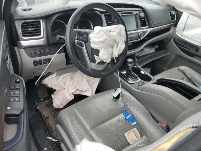 Снимка 8 от търг – 2016 TOYOTA HIGHLANDER с VIN 5TDDKRFH5GS271690