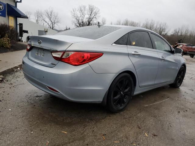 Photo 3 from auction – 2011 HYUNDAI SONATA SE with VIN 5NPEC4AC9BH229568